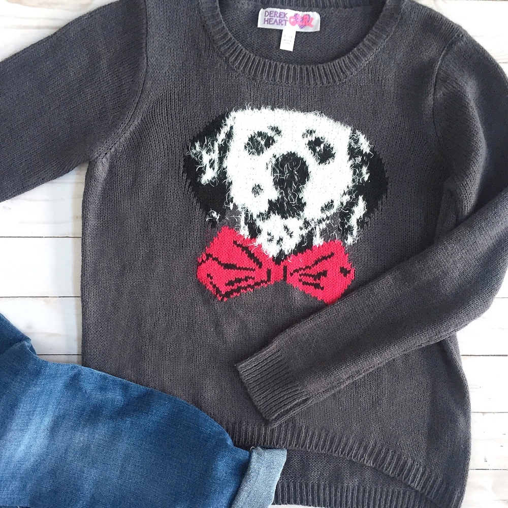 Derek Heart Sweater for Girls with Dog Graphic