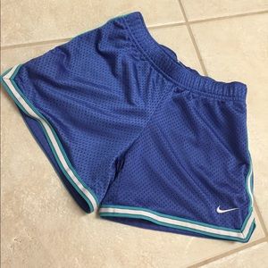 Nike women shorts