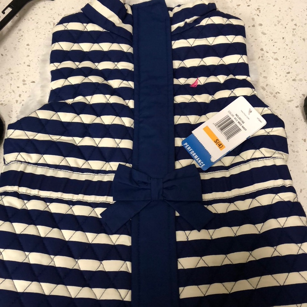 Gorgeous nautica puffer nwt girls size small 4
