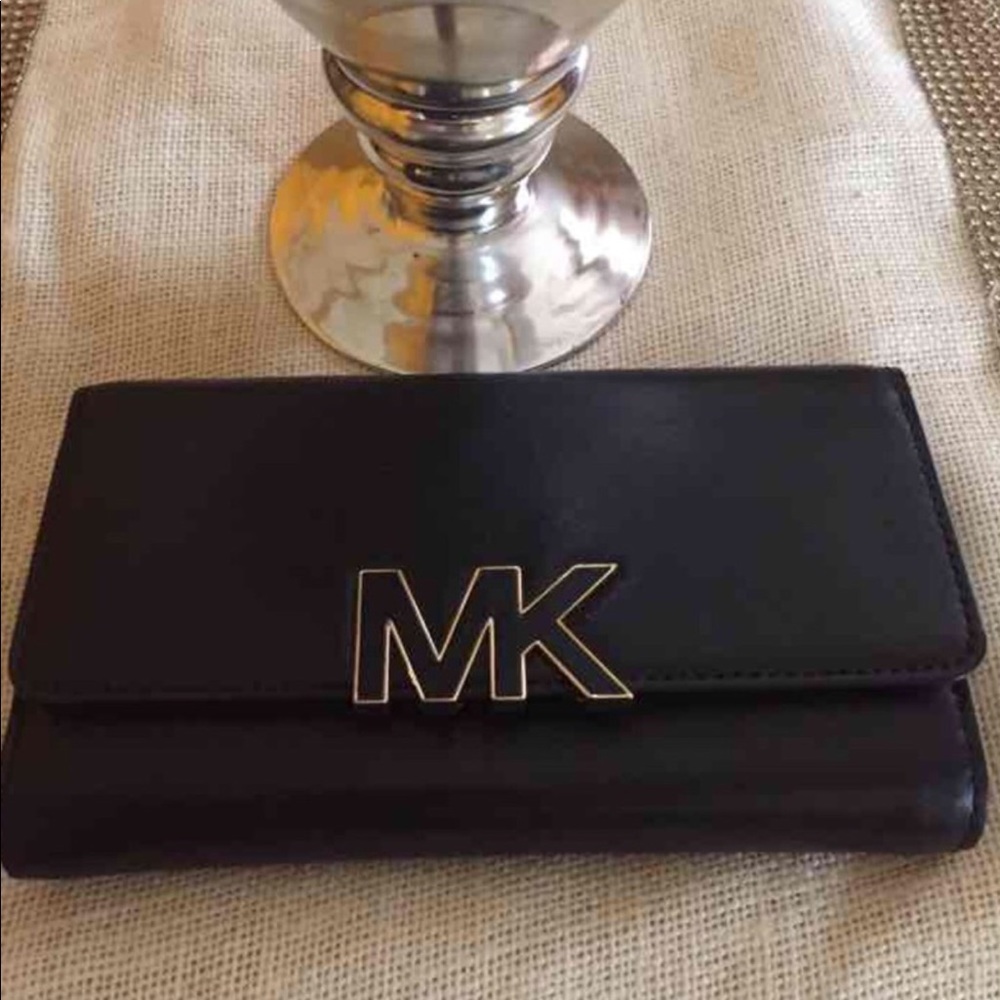 Michael Kors navy blue wallet