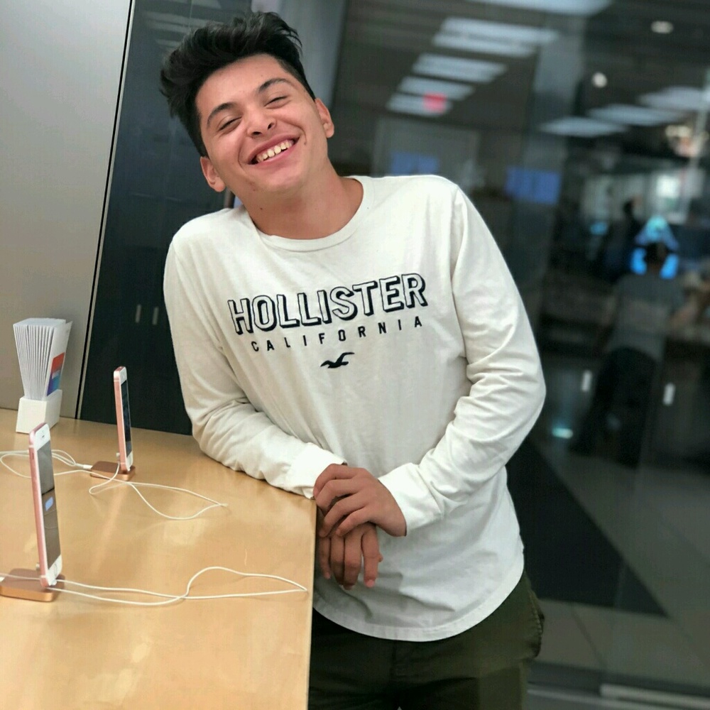 Meet your Posher, Rafael