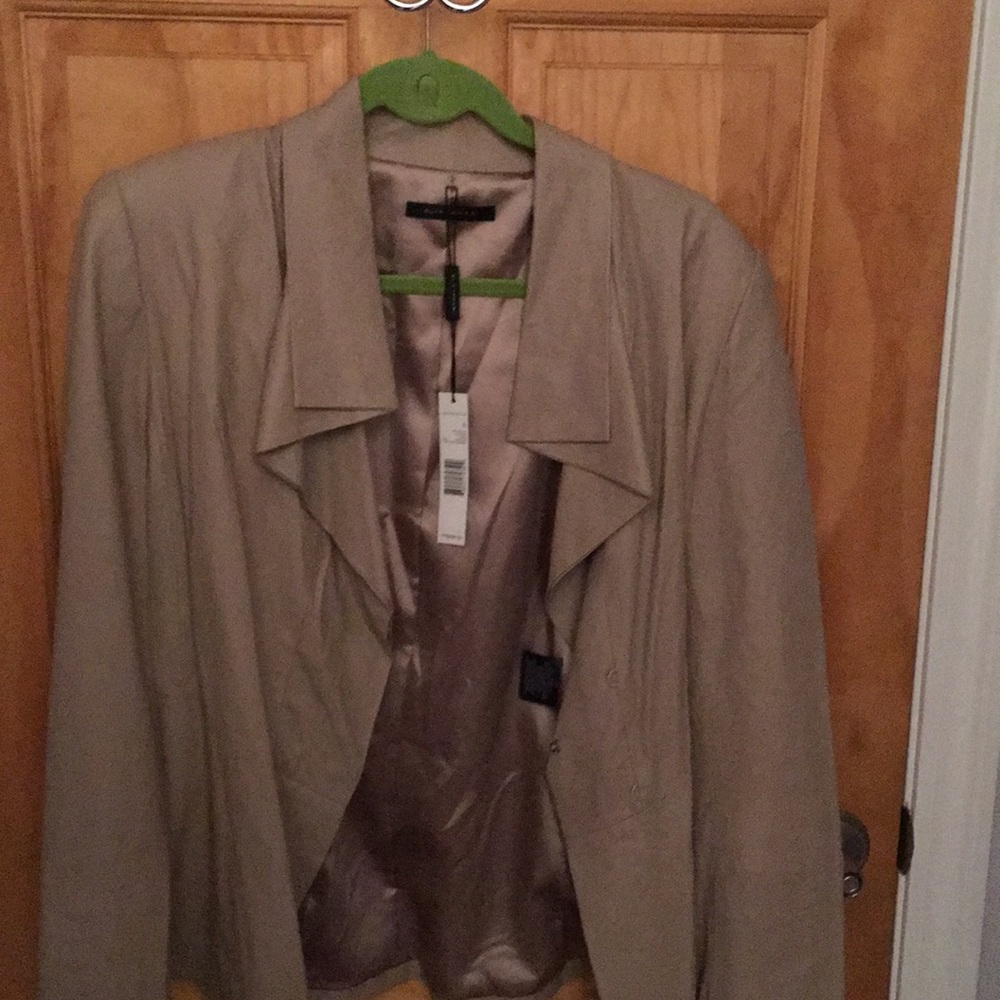 Elie Tahari Lambs Leather Jacket