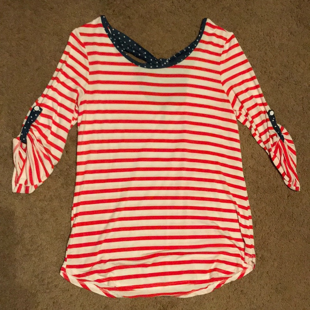 Orange and white 3/4 sleeve top