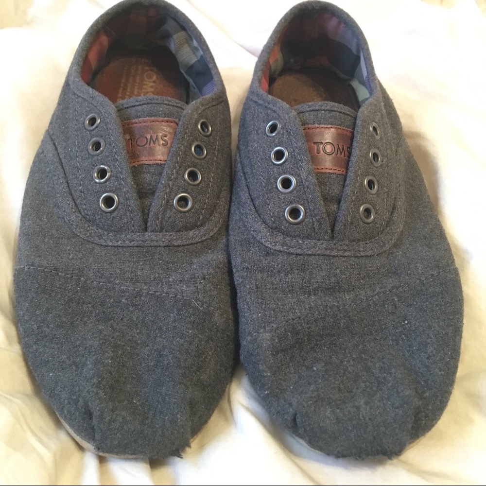 Toms