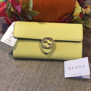 Gucci clutch/wallet offers welcome!