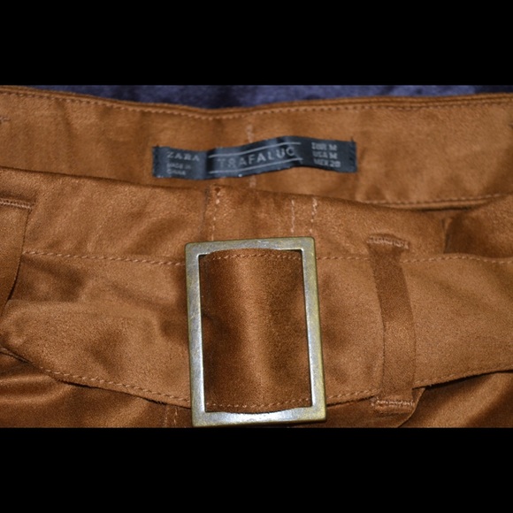 NWOT! Beautiful Brown suede skirt with belt - Picture 4 of 5
