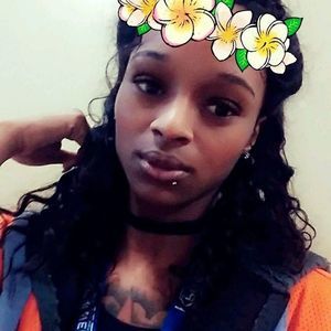 Meet your Posher, Ayana