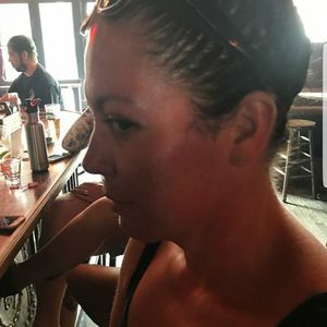 Meet your Posher, Naya