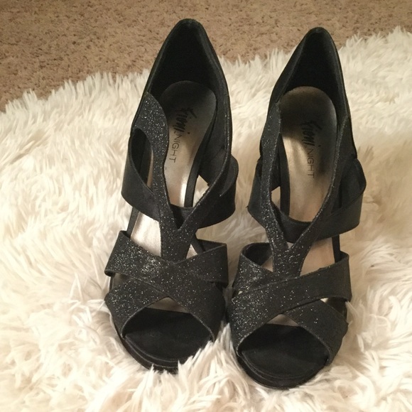 High heels - Picture 2 of 3