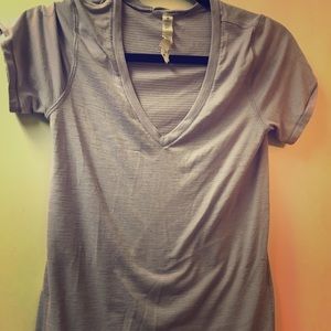 Lululemon purple T-shirt