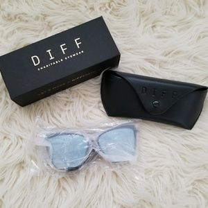 Brand New Diff Becky Sunglasses