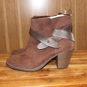 Old navy - New Booties