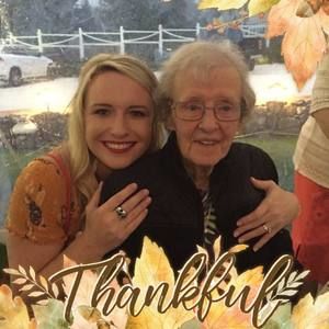 Meet your Posher, Nicole