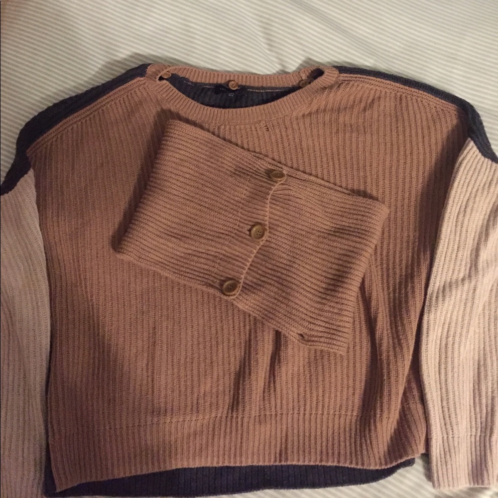 Neutral Block Sweater - Picture 3 of 3