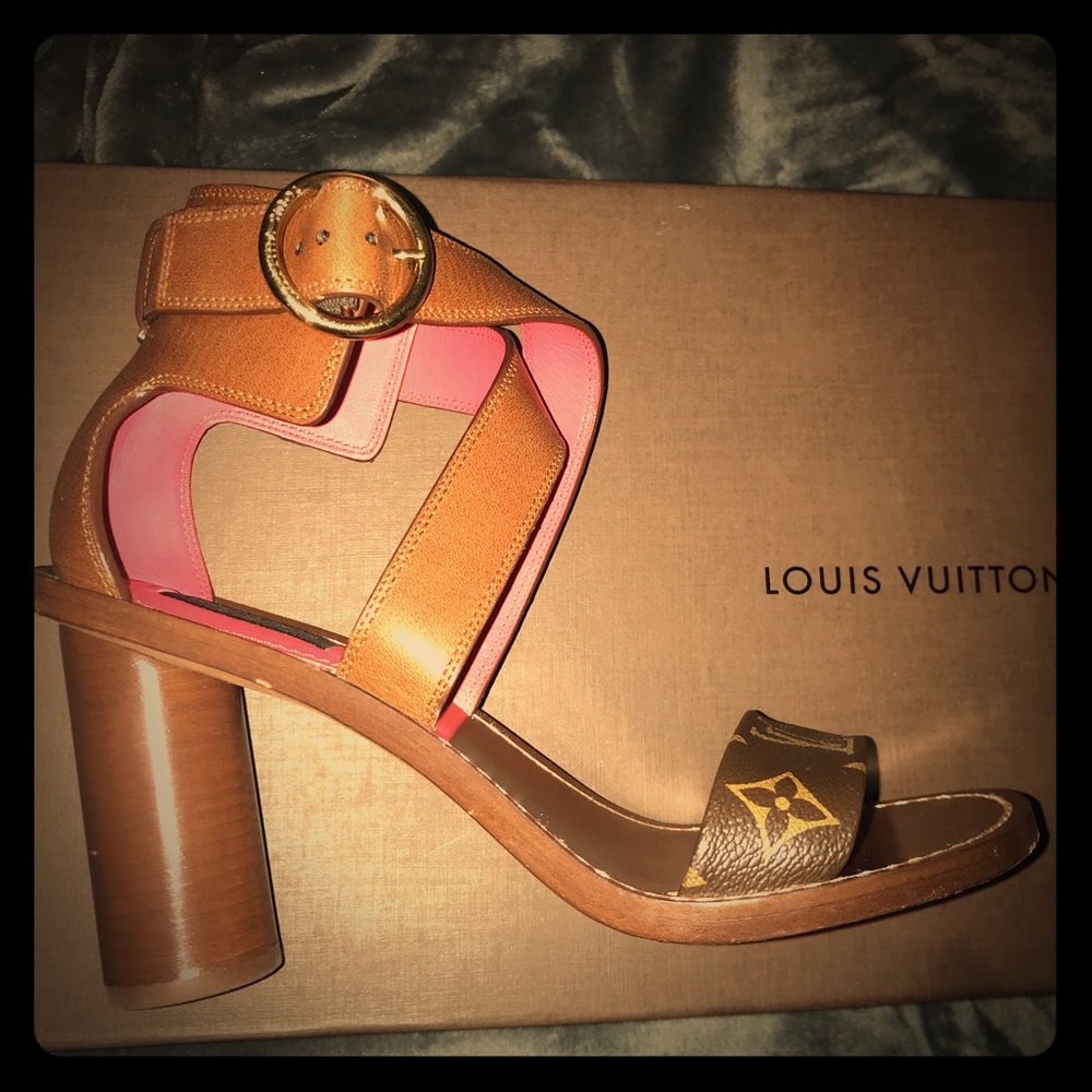 Louis Vuitton Ocean Drive authentic heels