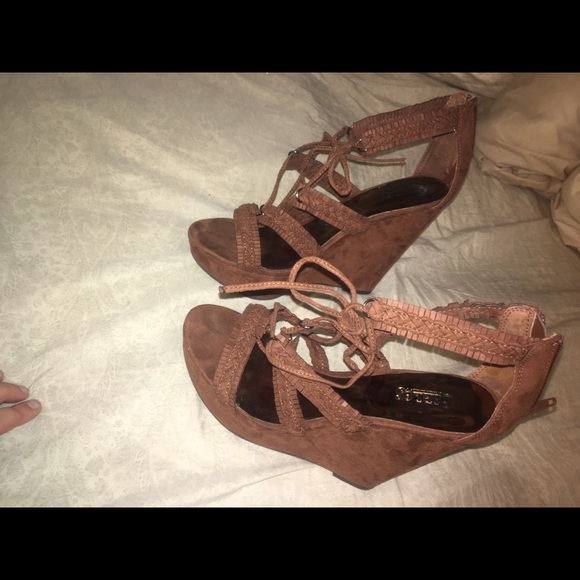 Wedges - Picture 2 of 3