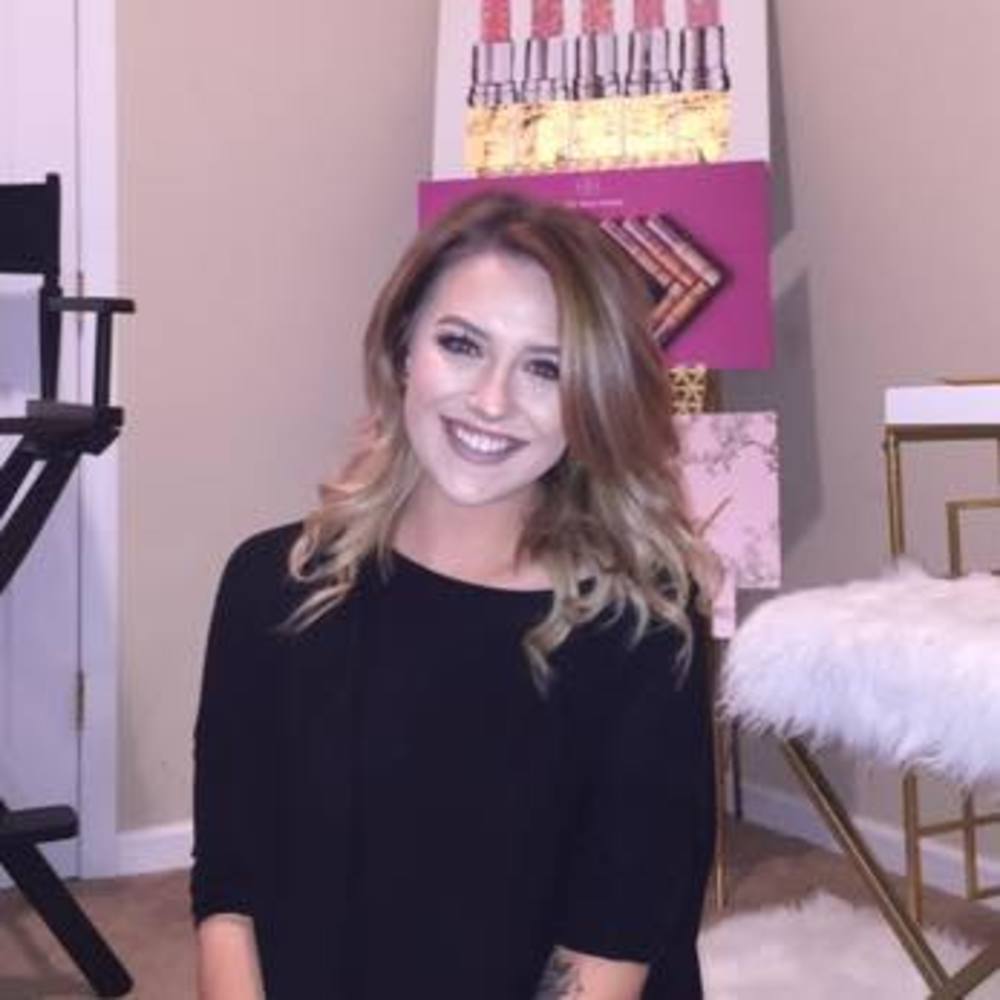 Meet your Posher, Ashley
