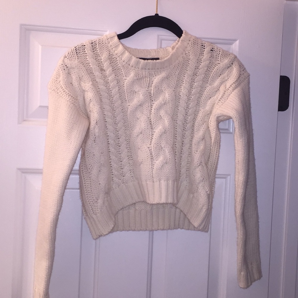 cable knit cropped sweater