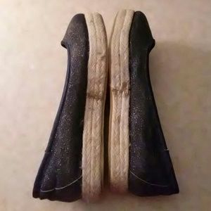 Black glitter platform flats