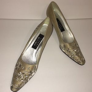 Stuart Weitzman Leather Sole 7.5