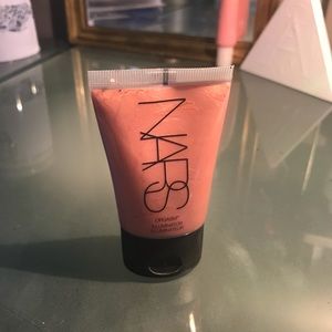 NARS Illuminator in Orgasm