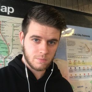 Meet your Posher, Jonathan