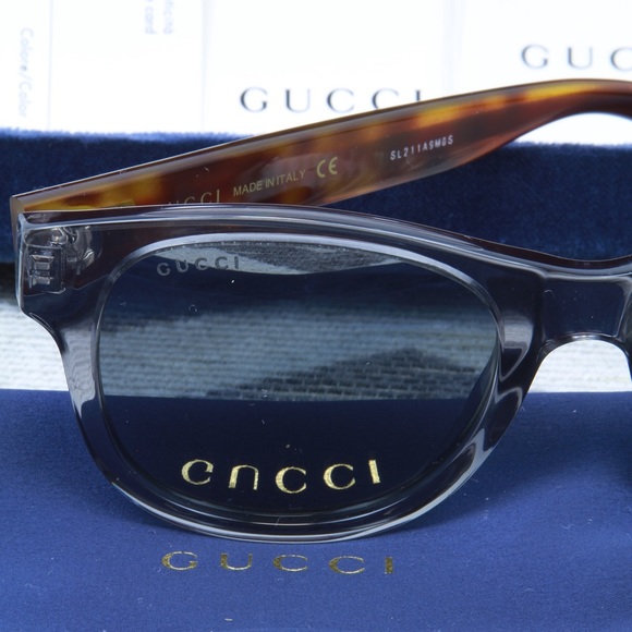 NWT 100% Authentic Gucci Sunglasses 52mm Wayfarer - Picture 3 of 7