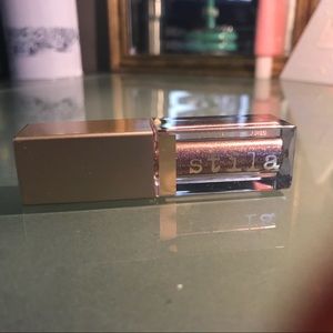 Stila Glitter and Glow Liquid Eyeshadow