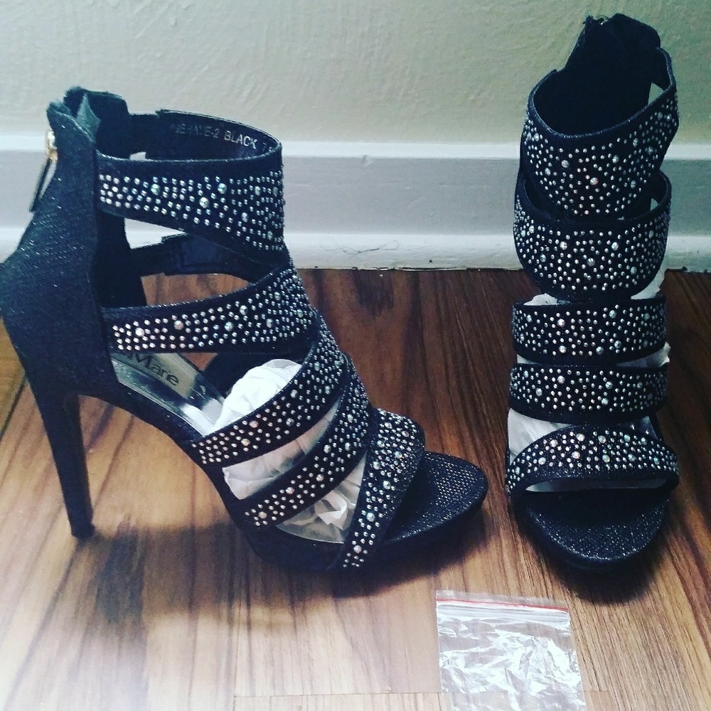 Women's shoes