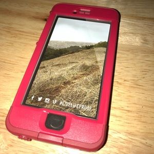 Brand new life proof, never been used!