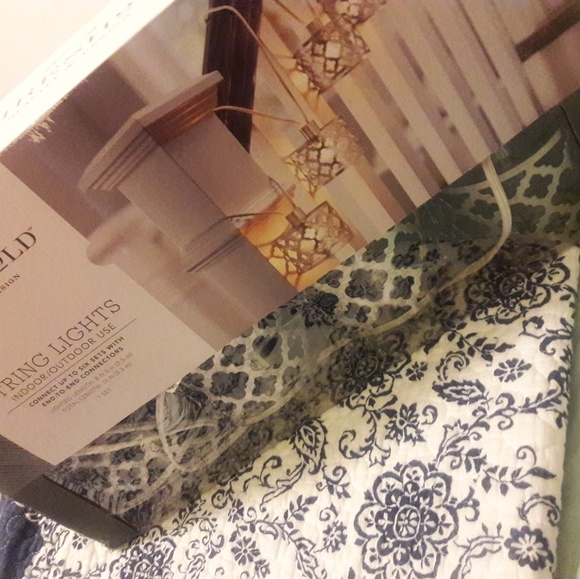 Beautiful set of string chandlier lights 😊 - Picture 3 of 4