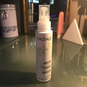 Caudelie cleansing oil