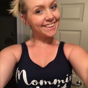 Meet your Posher, Casey