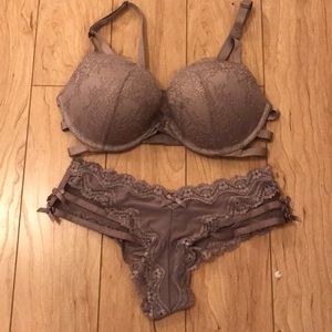Victoria’s Secret bra and Panty set NEVER WORN