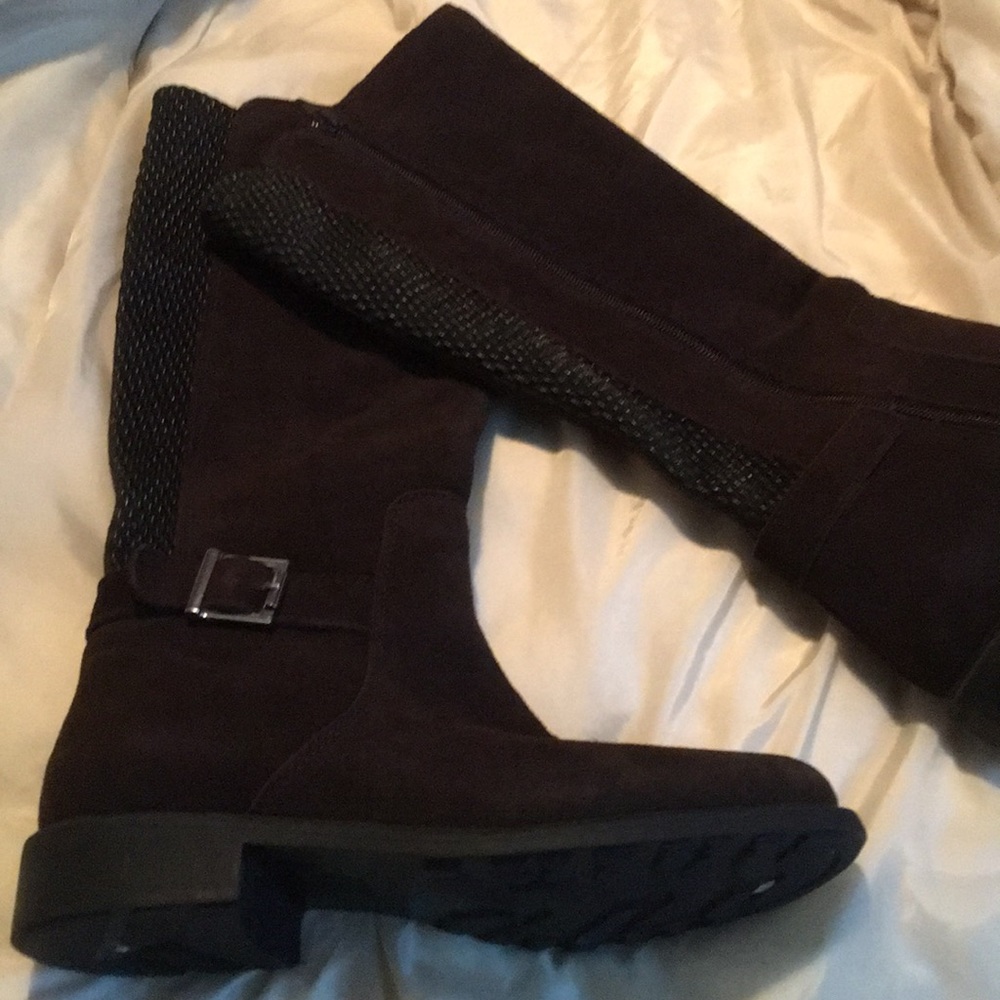SOLD Sketchers Knee High Suede Boots