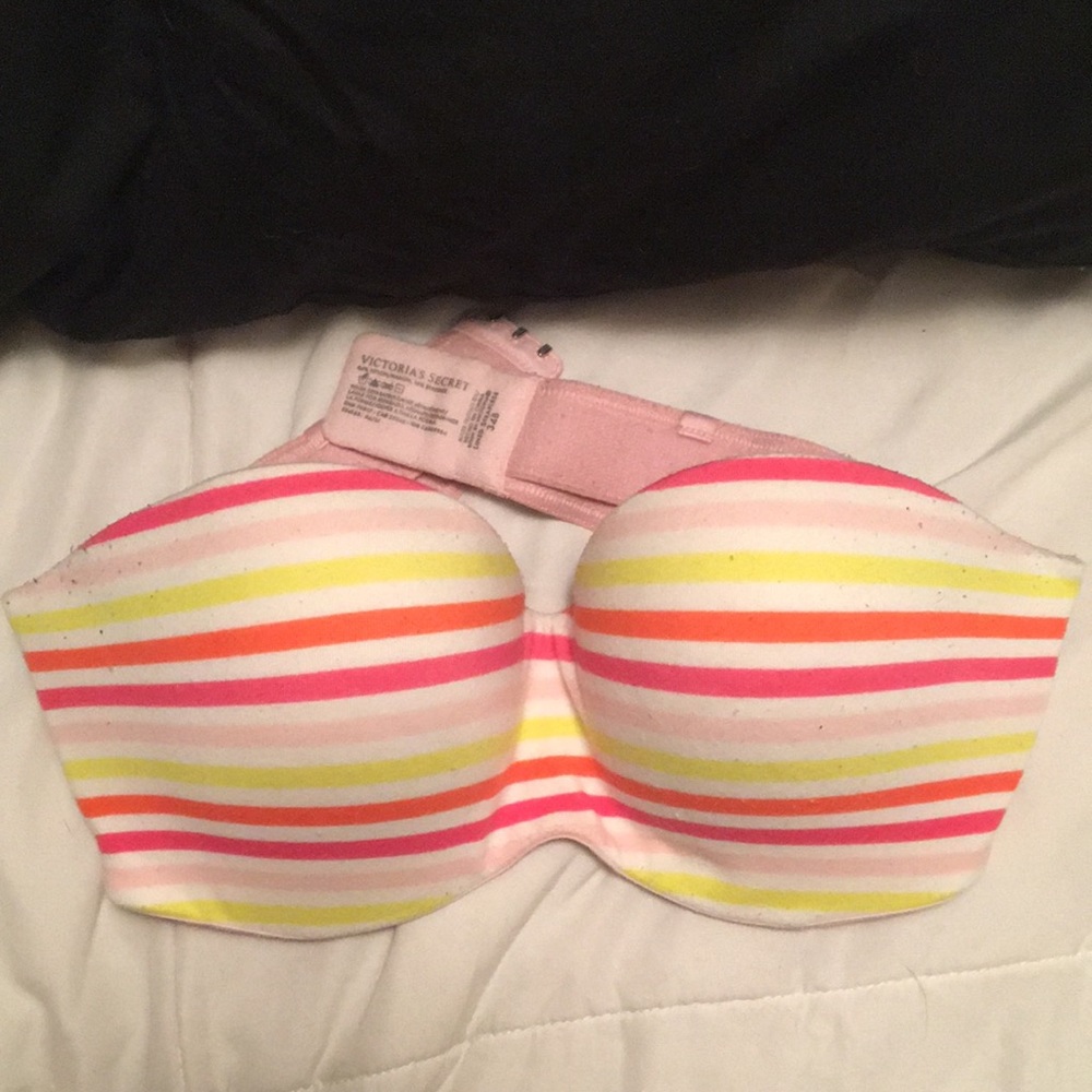 Lined strapless 34B VS bra