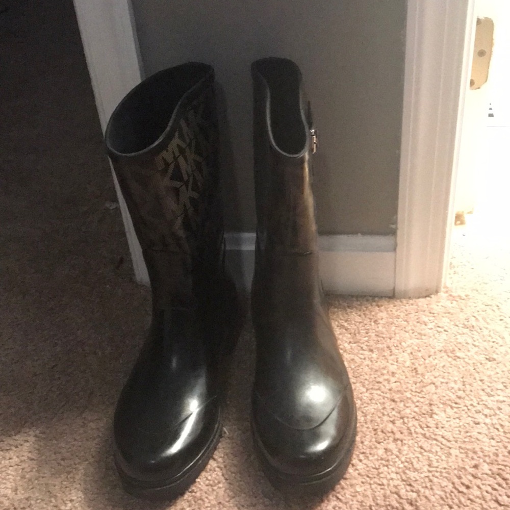 Micheal Kors rain boots