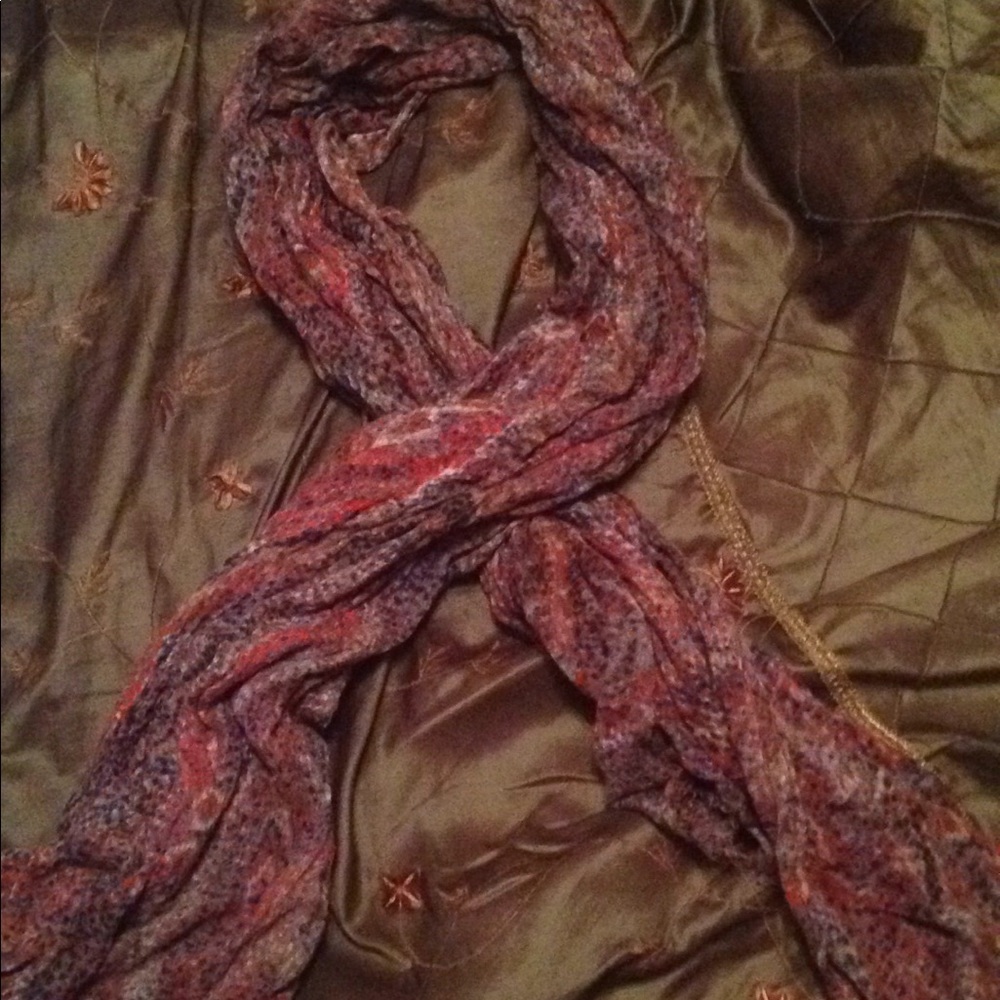 Multicolored floral Gap scarf