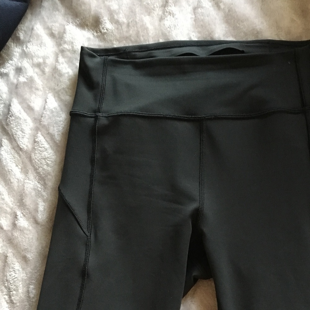 Lululemon Everlux (In Movement Tight) barely worn