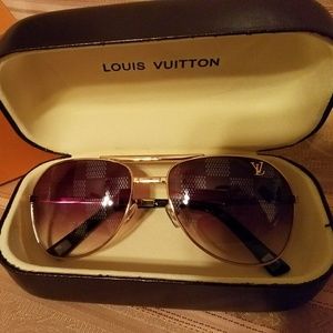 Louis Vuitton Attitude Pilot Sunglasses