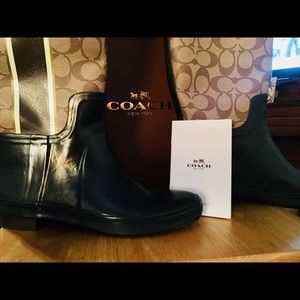 🔥CHRISTMAS SALE🔥Authentic Brand New Coach Boots