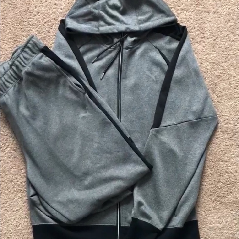 Puma sweatsuit