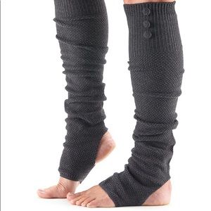 Toesox Legwarmers- Rae- NWT -never worn- charcoal