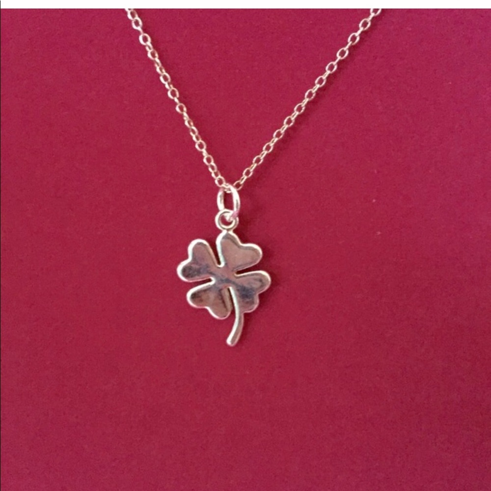 🍀🍀 Clover Pendant 🍀🍀