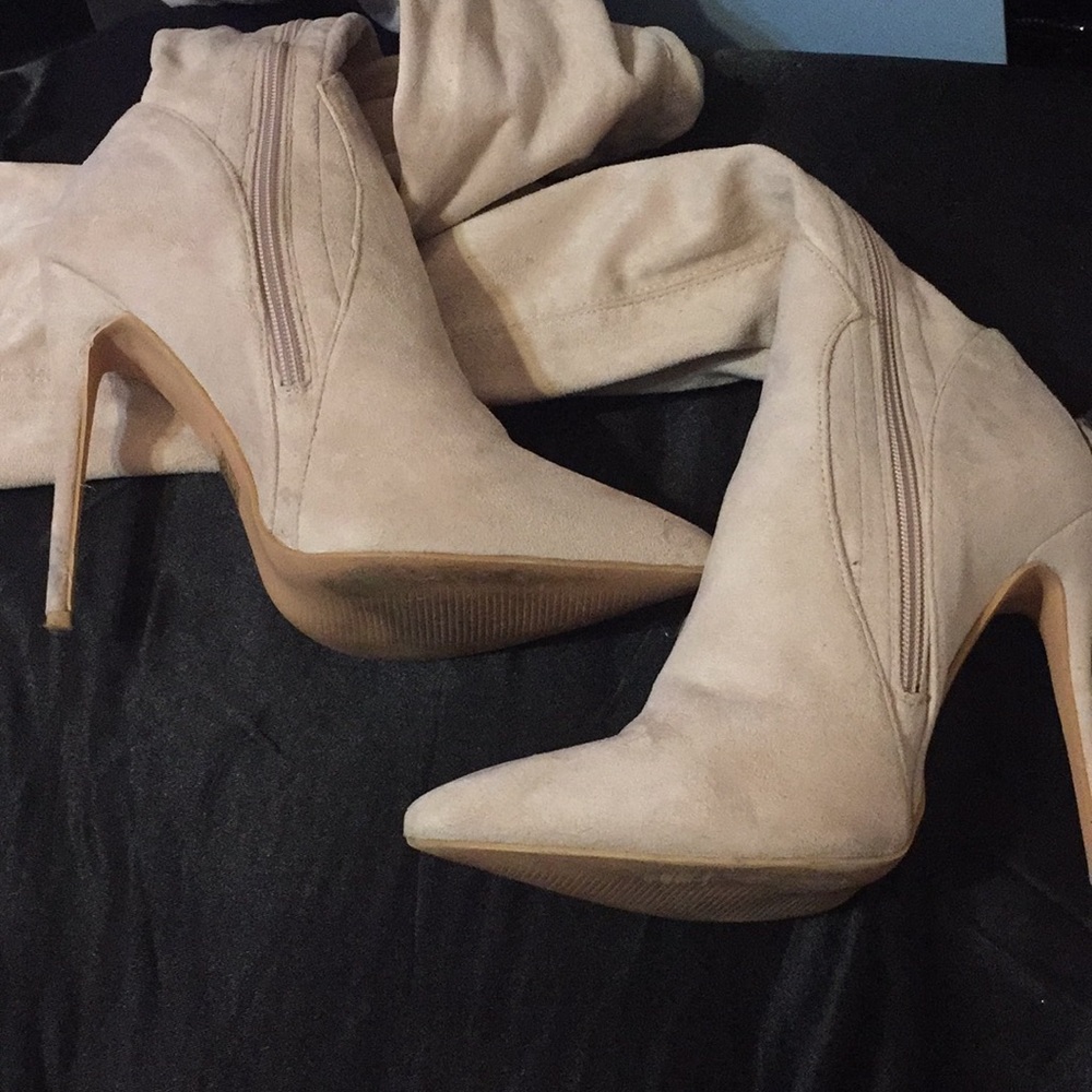 Prettylittlething thigh high boots - Picture 4 of 4