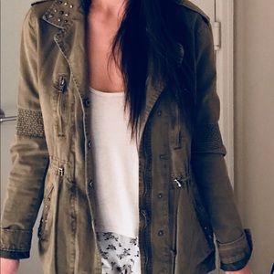 Stylish jacket from Forever 21.