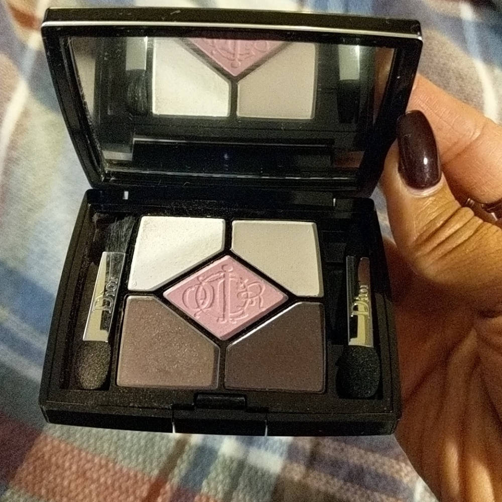 Dior House of Pinks eye shadow compact