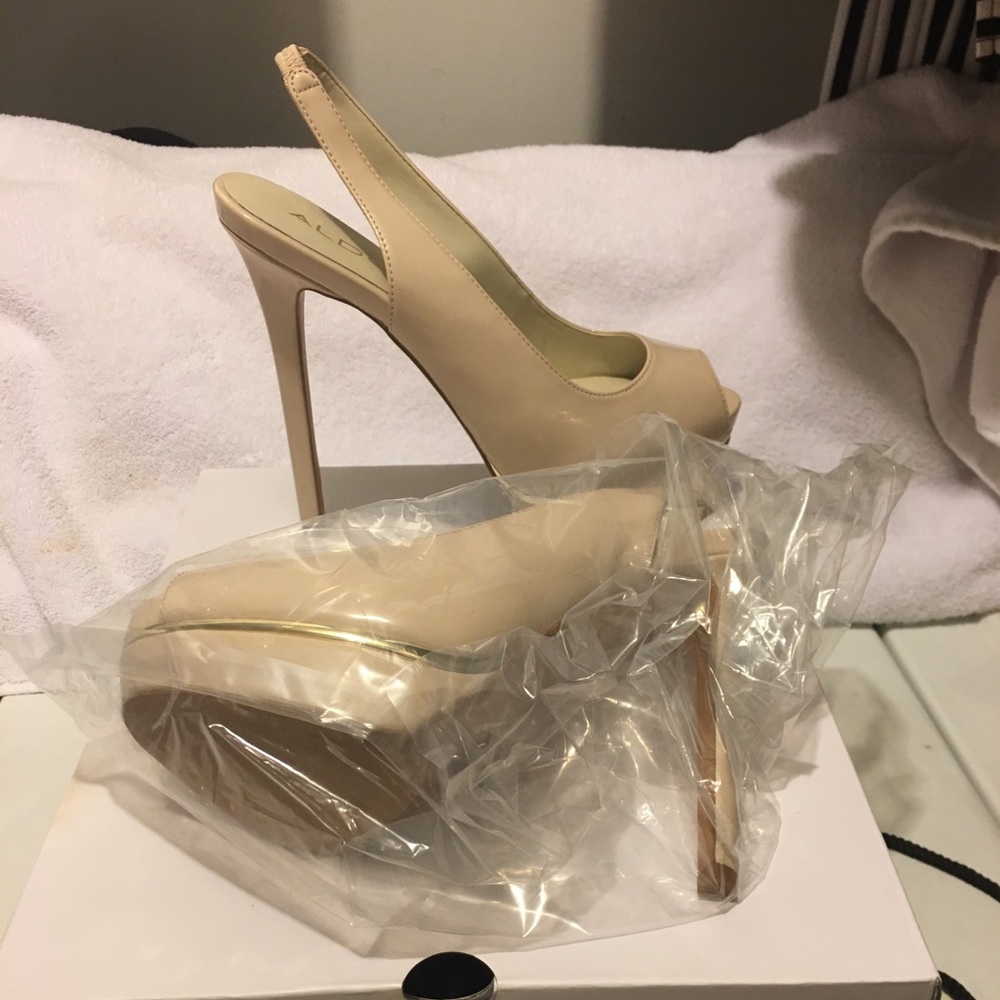 Aldo mesiano heels shoes size 7