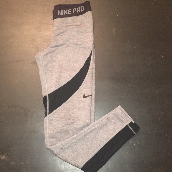 tank and leggings - Picture 3 of 3