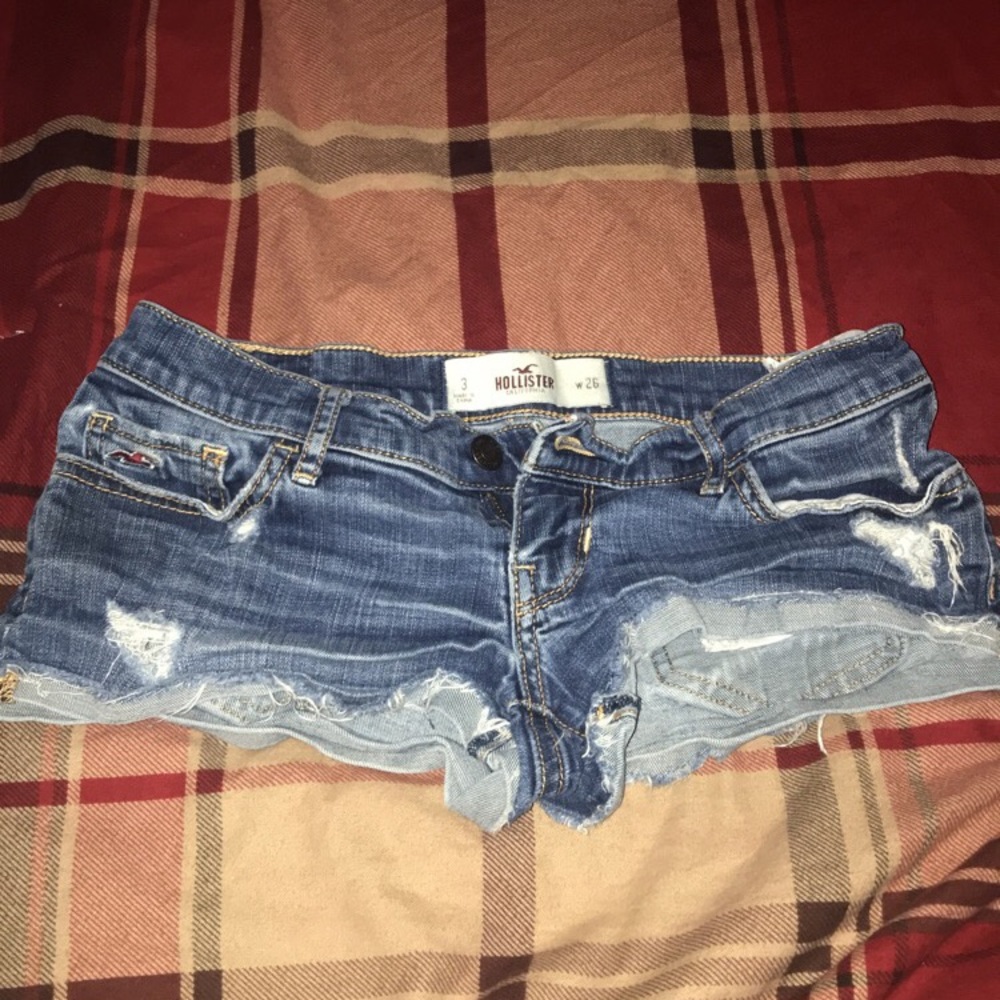 Hollister low rise shorts